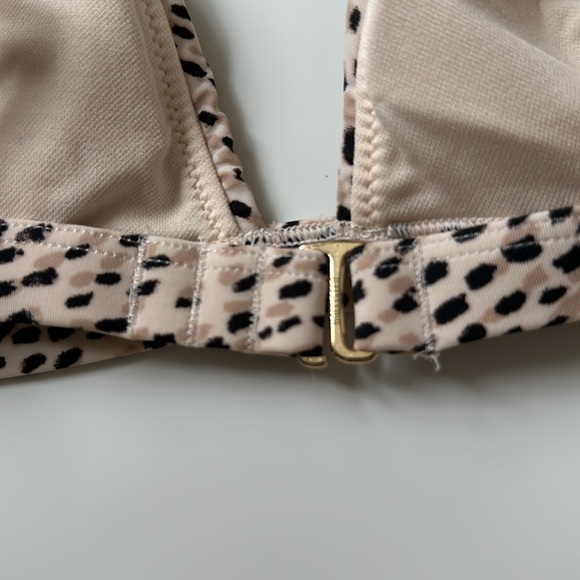 Hollister Polka Dot Triangle Bikini Top - Picture 3 of 5